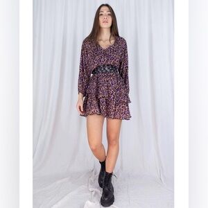 Que Guapa Leopard Dress